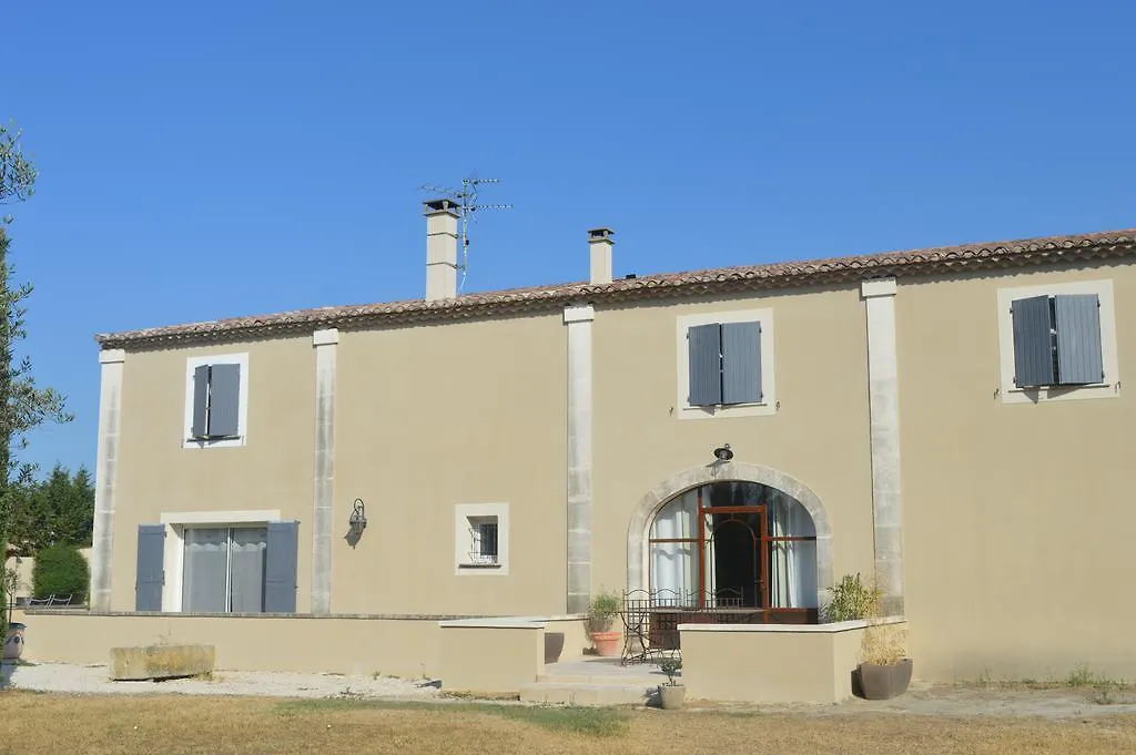 Bed and Breakfast La Bastide Des Oliviers à Châteaurenard